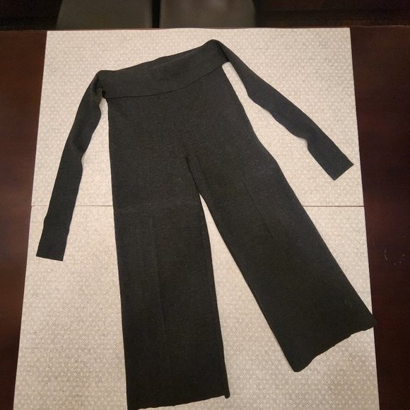 Club Monaco Black Wide Leg Capri - Size S - Picture 1 of 4